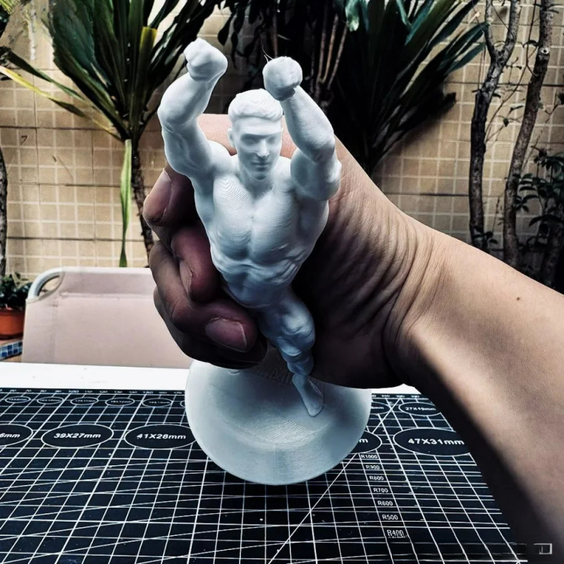 Statuetta di atleta maschile m - 3D Printing Gold recensione e prezzo